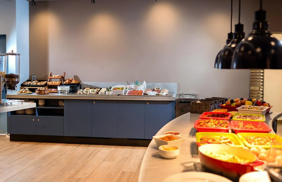 Hampton By Hilton Budapest City Centre-1